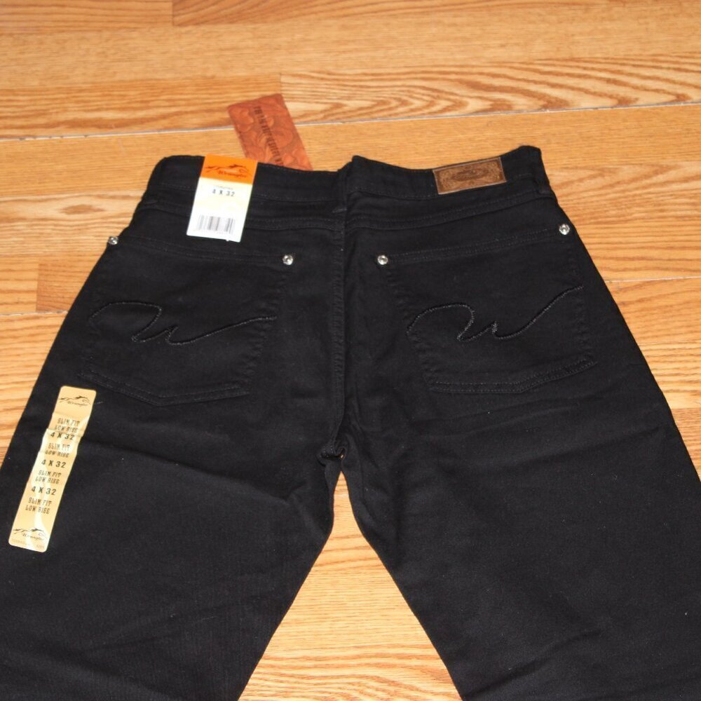 Wrangler Straight Leg Pants Womens| Black  | Size 4 x 32